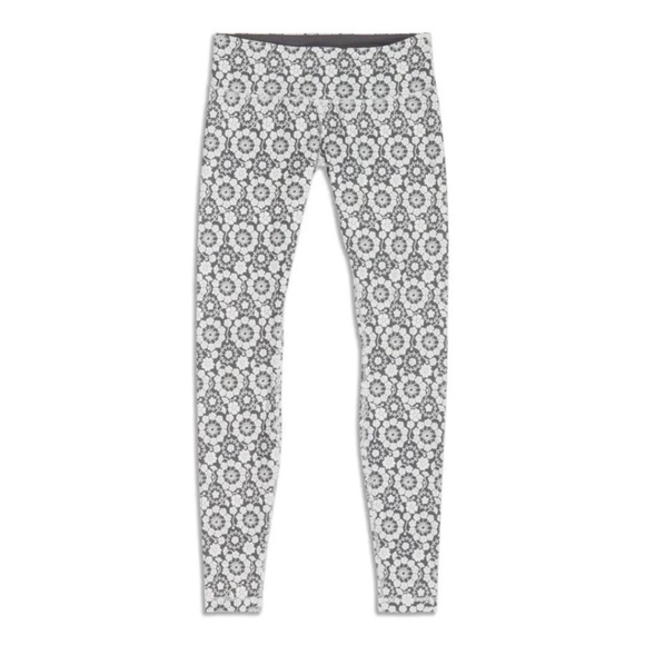 Lululemon Wunder Under Pant -- Twiggy Printed Nimbus / Soot Light - Picture 3 of 8